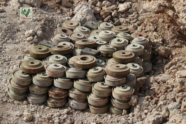 مقتل خبيرين بنزع الألغام، في محافظة الحديدة