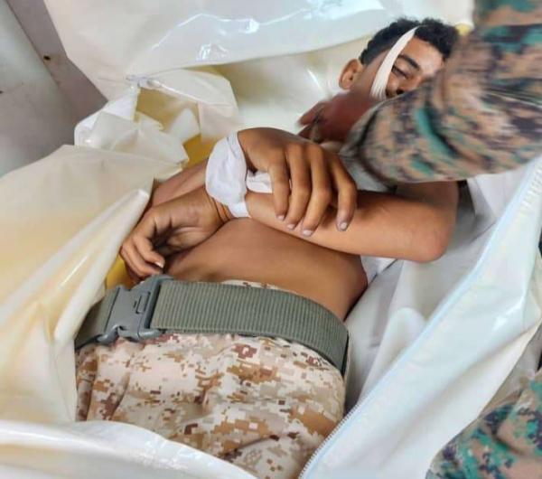 استشهاد جندي بقصف مسيرة حوثية في إحدى جبهات الضالع 