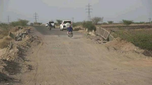 التحذير من مخاطر عبور طريق ابتكره الحوثي باتجاه الحديدة