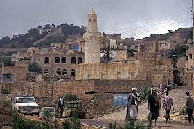 قبائل المحويت ترفض ترديد الصرخة الحوثية وتخرس المليشيات 