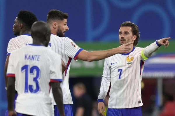 كأس أمم أوروبا 2024: فرنسا تسعى لتأكيد تفوقها التقليدي أمام بلجيكا في ثمن النهائي