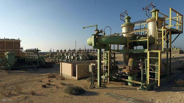 اتفاق النفط الليبي يكشف الانقسام في حكومة طرابلس