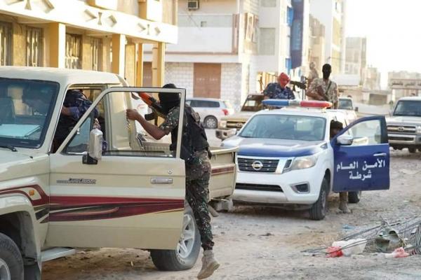 مداهمة أوكار خلايا  للقاعدة كانت تستعد لاستهداف مصالح حيوية وشخصيات قيادية في حضرموت