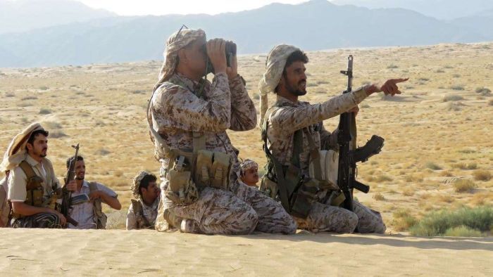 استشهاد جنديين حكوميين في مواجهات مع عصابة الحوثي غرب مارب