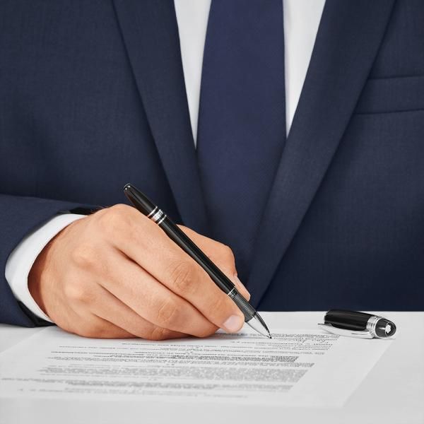 اليمن .. صمود الإنسان في وجه الجوع والمعاناة